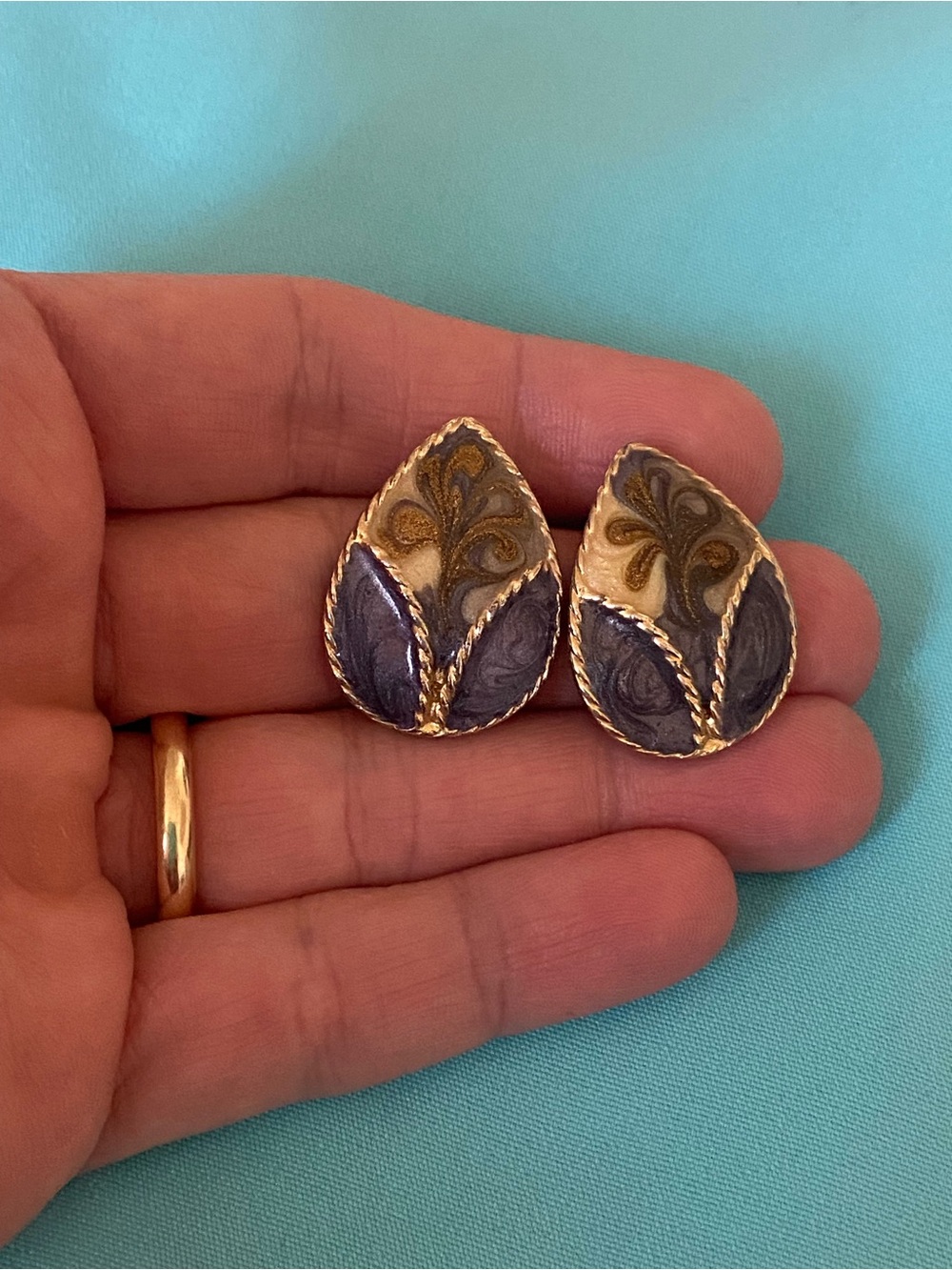 Vintage Signed Made In USA Teadrop Enamelled Stud Earrings